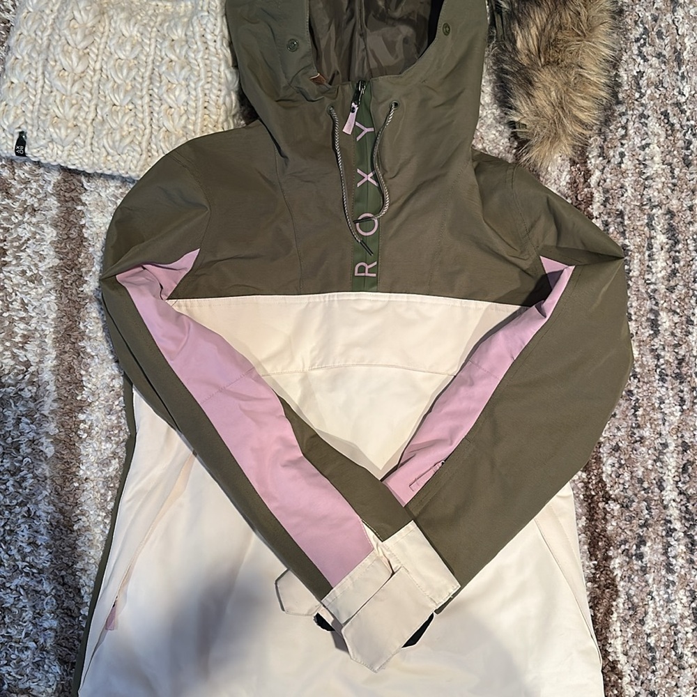 Roxy Ski Jacket Shell Excellent Condition - image 3